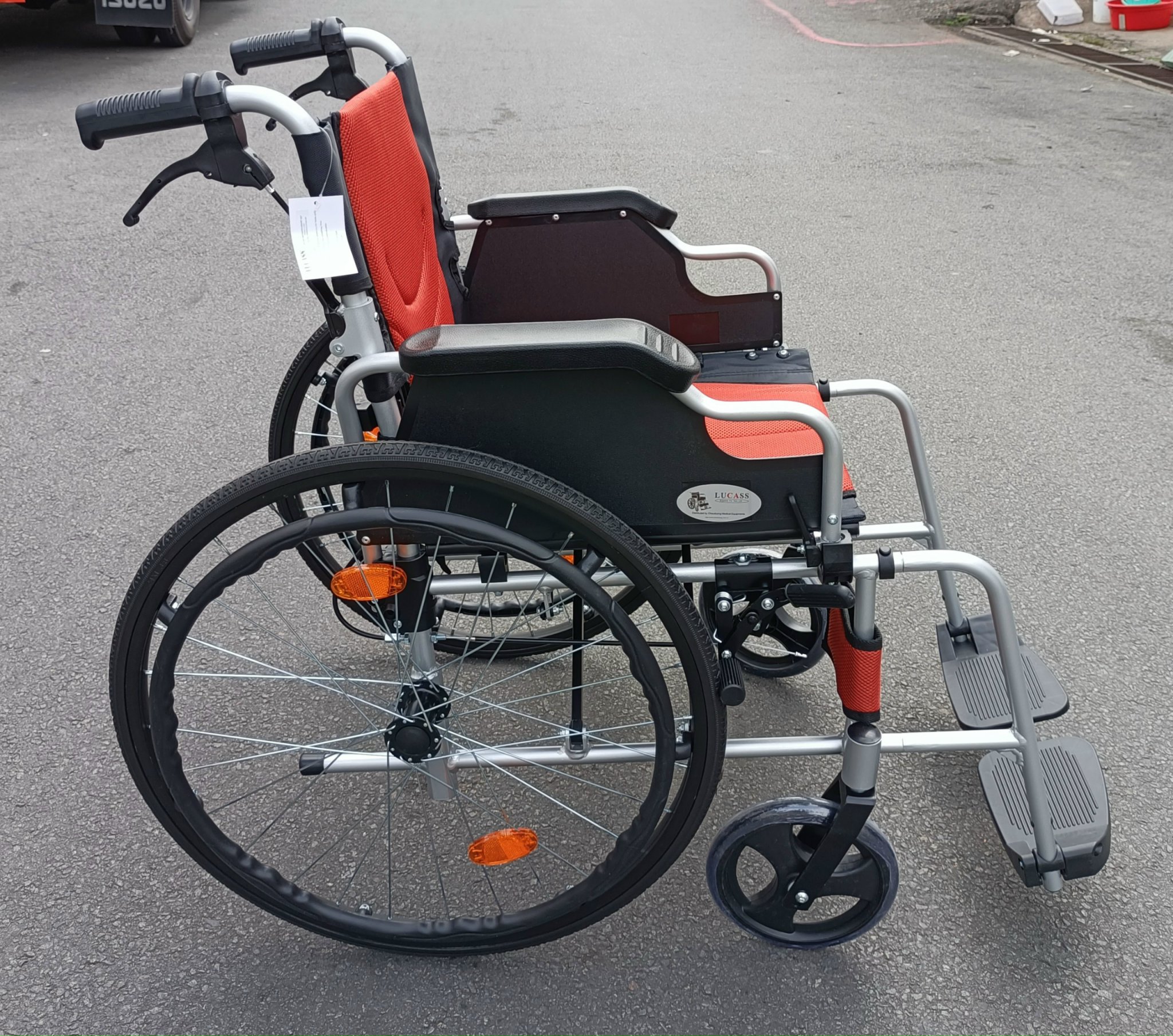  Xe lăn nhôm cao cấp Lucass X-600 (new)